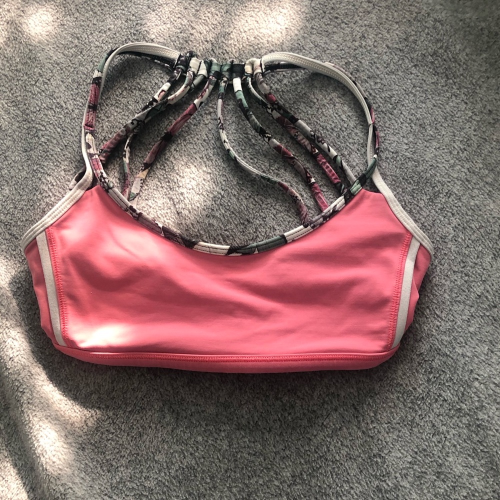 Lululemon sports bra !